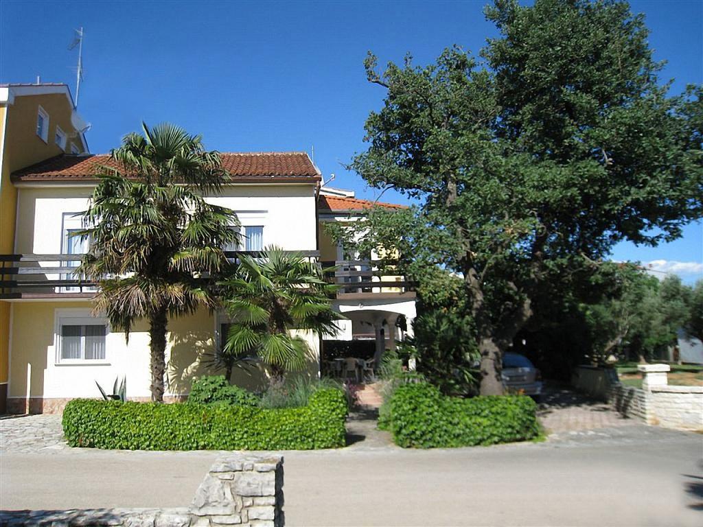 Apartments Barbara 罗维尼 外观 照片