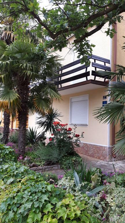 Apartments Barbara 罗维尼 外观 照片